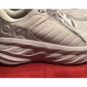 HOKA (Bindi). All WHITE